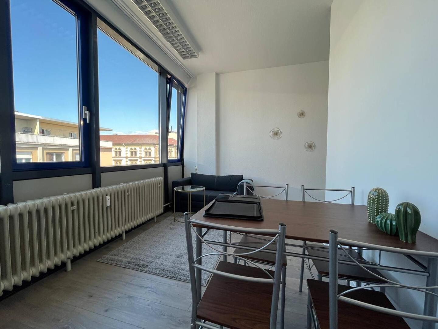 Simplex Apartments Am Marktplatz คาร์ลสรูเฮอ ภายนอก รูปภาพ